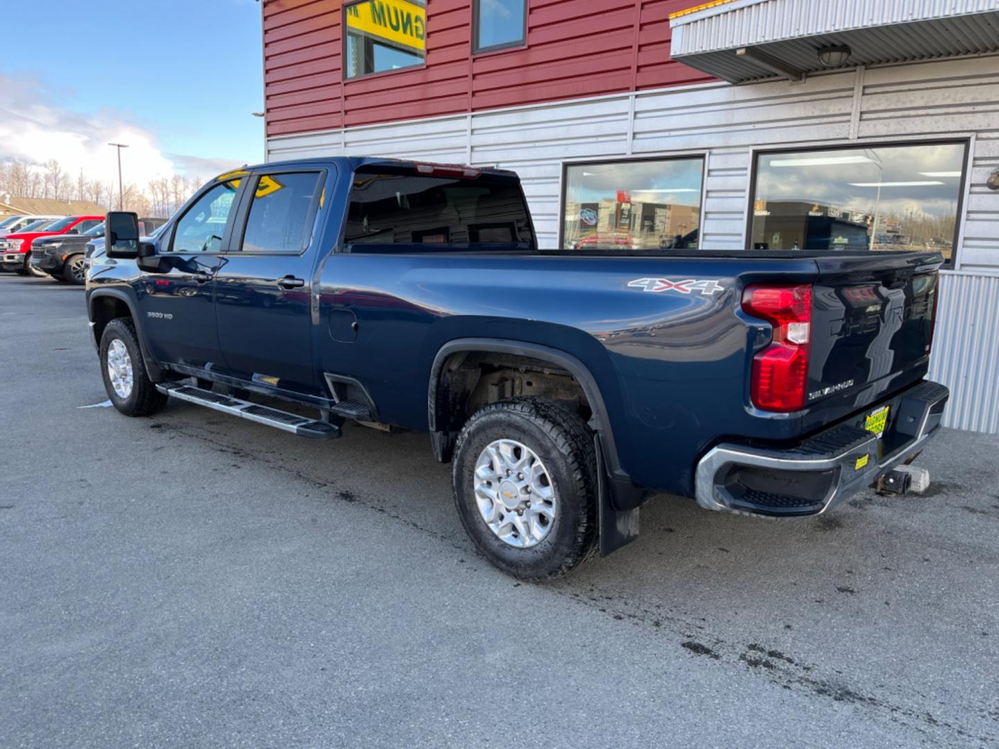 2021 BLUE CHEVROLET SILVERADO 3500H LT (1GC4YTE79MF) with an 6.6L engine, Automatic transmission, located at 1960 Industrial Drive, Wasilla, 99654, (907) 274-2277, 61.573475, -149.400146 - Photo#2